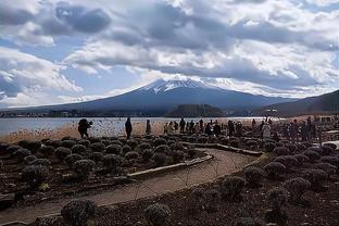 截止日后夺冠赔率：绿军居首 雄鹿快船并列第三 湖勇大幅降低